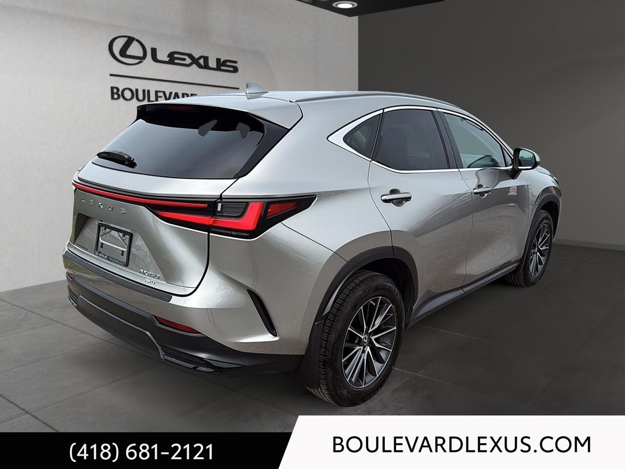Lexus NX 19396A 2023 Argent Québec - photo #3