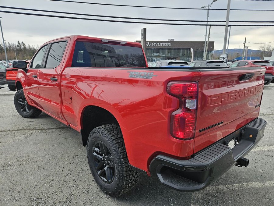 Chevrolet Silverado 1500 2026 2026 Rouge ardent