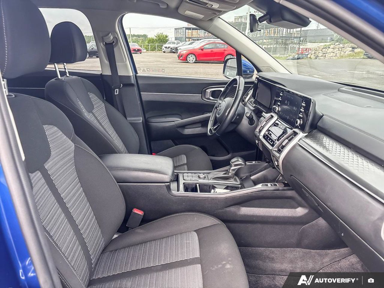 2021 Kia Sorento 5XYRGDLCXMG020417 Blue Mirabel - photo #24