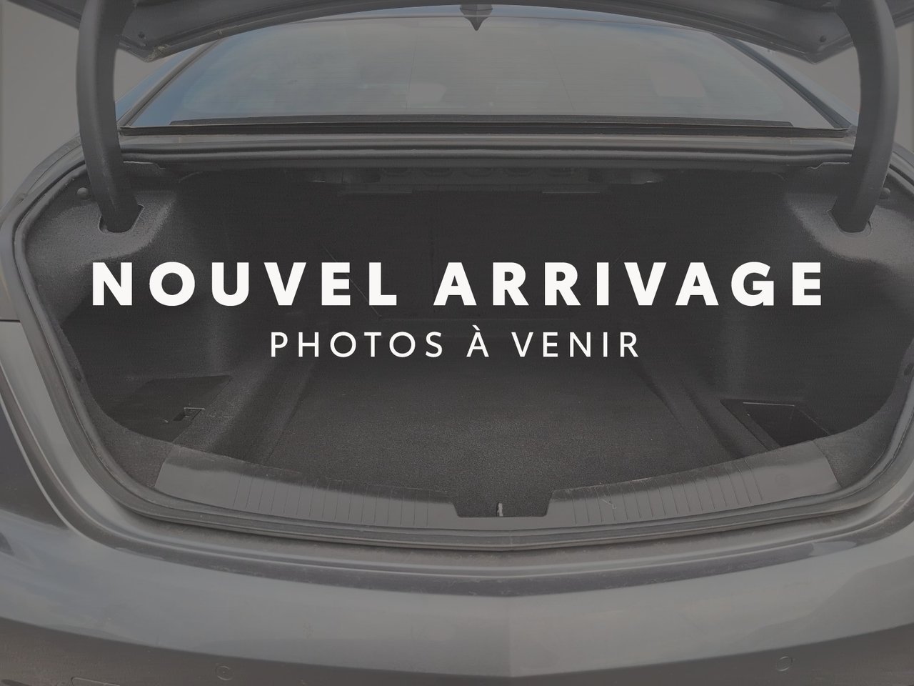 2022 Cadillac CT5 VIN 1G6DU5RK0N0111035 Silver Chicoutimi - photo #10