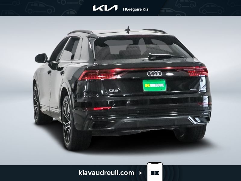 2022 Audi Q8 Black Blainville - photo #5