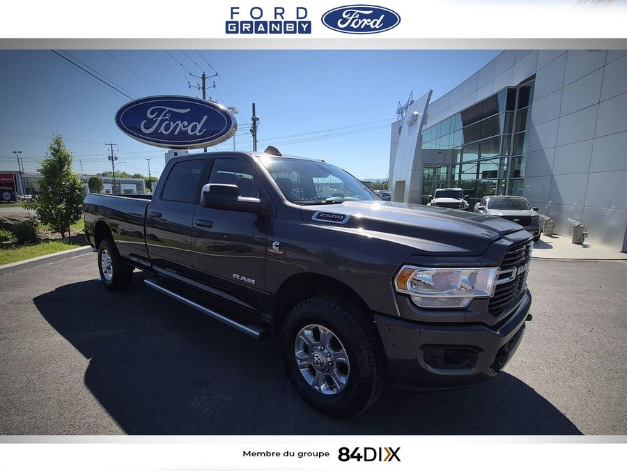Ram 2500 Big Horn cabine d'équipe 4x4 caisse de 8 pi 2019 Gris