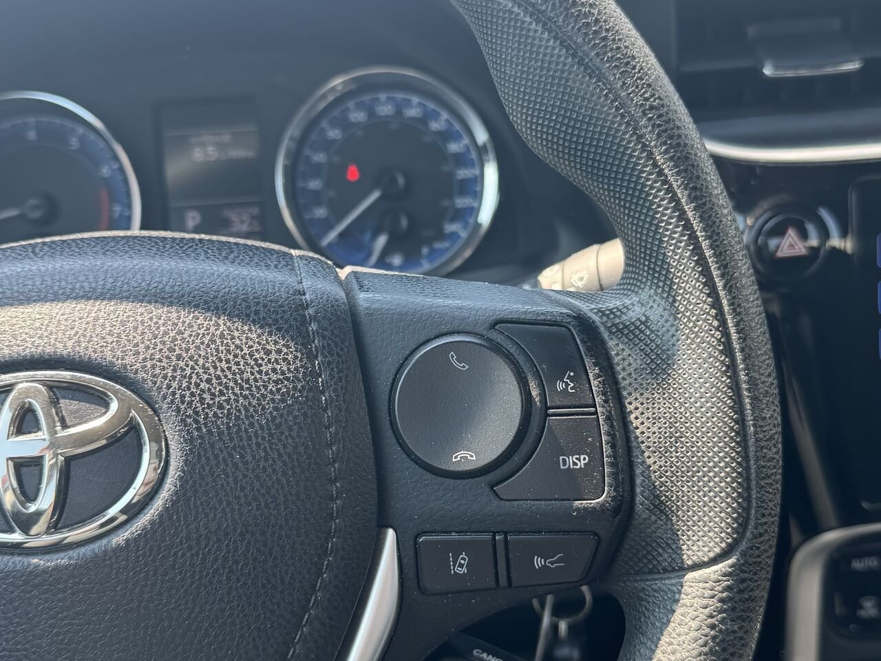 Toyota Corolla 2019 Rouge Granby - photo #15