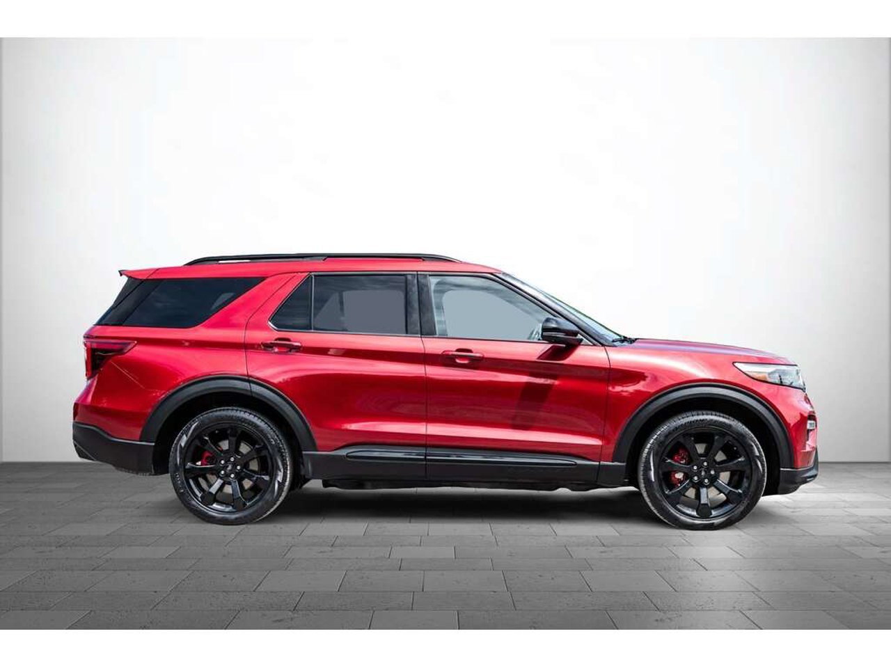 2022 Ford Explorer Red Sainte-Julienne - photo #3