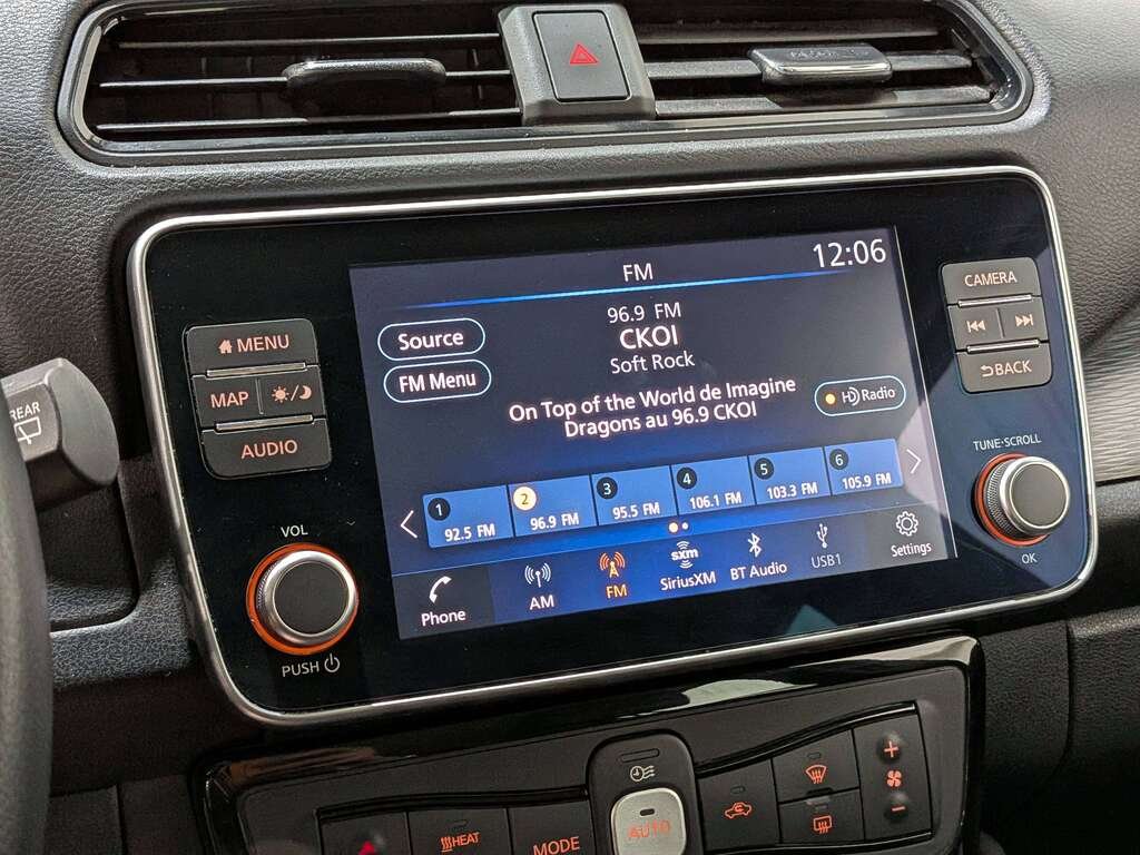 2020 Nissan LEAF SL PLUS Hatchback White Val-David - photo #21