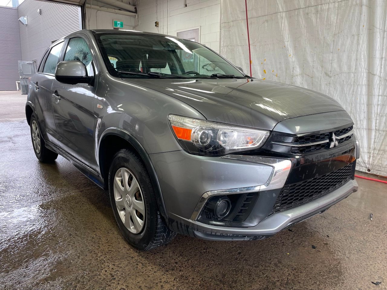 Mitsubishi RVR ES *SIÈGES CHAUFF* CARPLAY BLUETOOTH CAMERA USB 2019 Gris Saint-Jérôme - photo #8