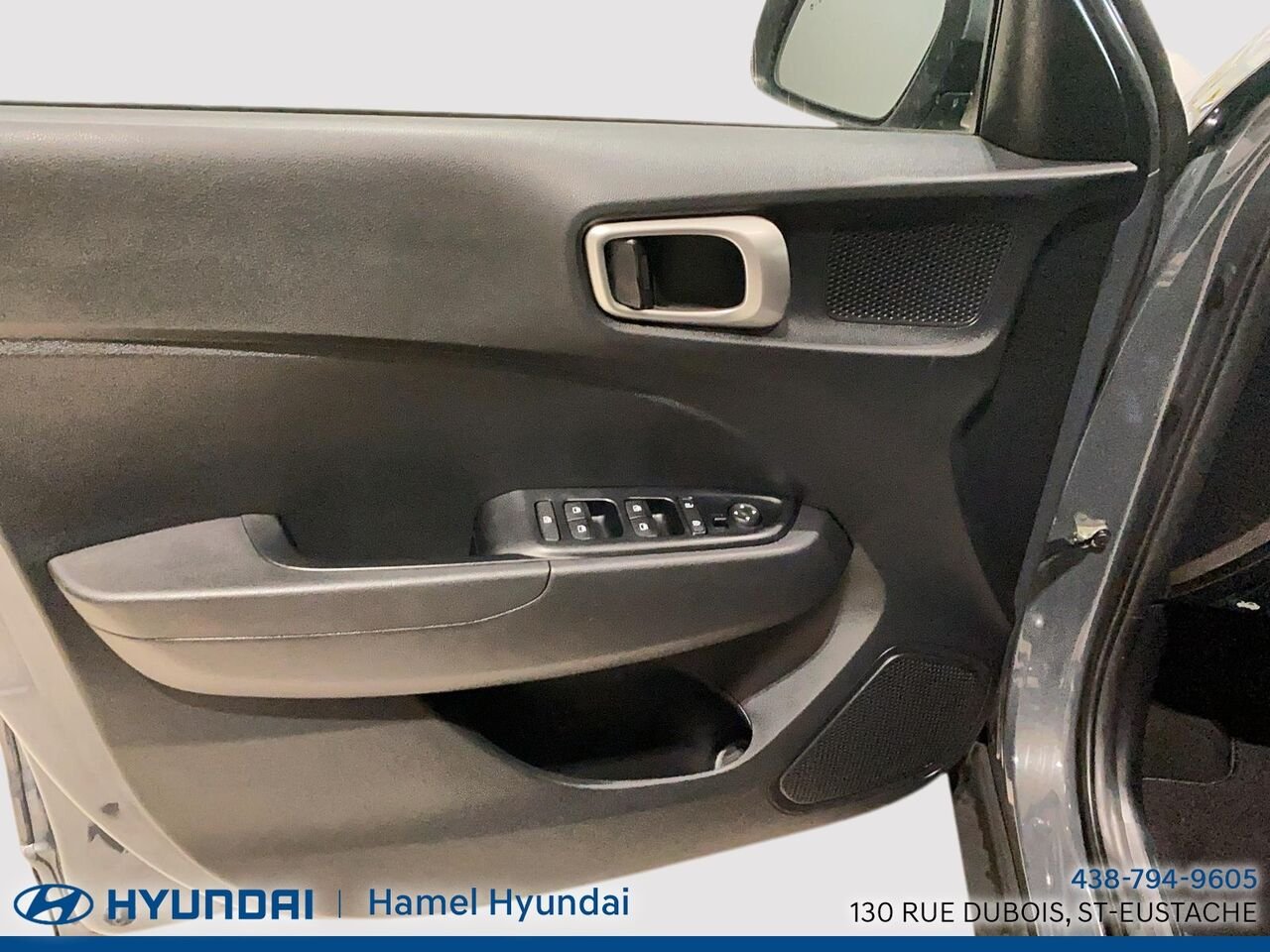 Hyundai Venue 2024 Gris Saint-Eustache - photo #9