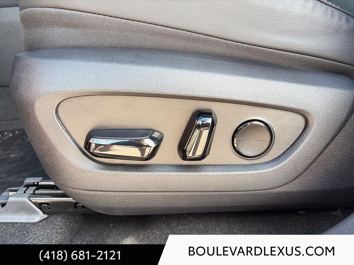Lexus RX 601132 2024 Rouge Québec - photo #43