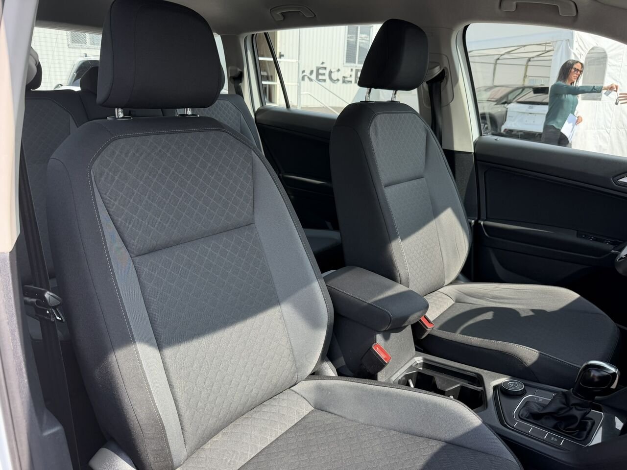 2020 Volkswagen Tiguan Trendline 4MOTION White Laval - photo #16
