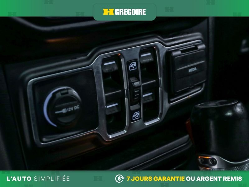 Jeep Wrangler 724710 | 4XE UNLIMITED HIGH ALTITUDE 4WD CUIR 2021 Noir Laval - photo #13