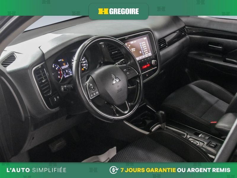 2020 Mitsubishi Outlander Black Saint-Eustache - photo #19