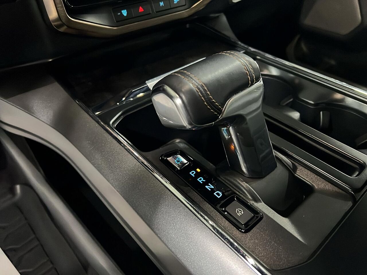 2023 Ford F-150 Lightning GROUPE 510 A, standard range Blue Québec - photo #14