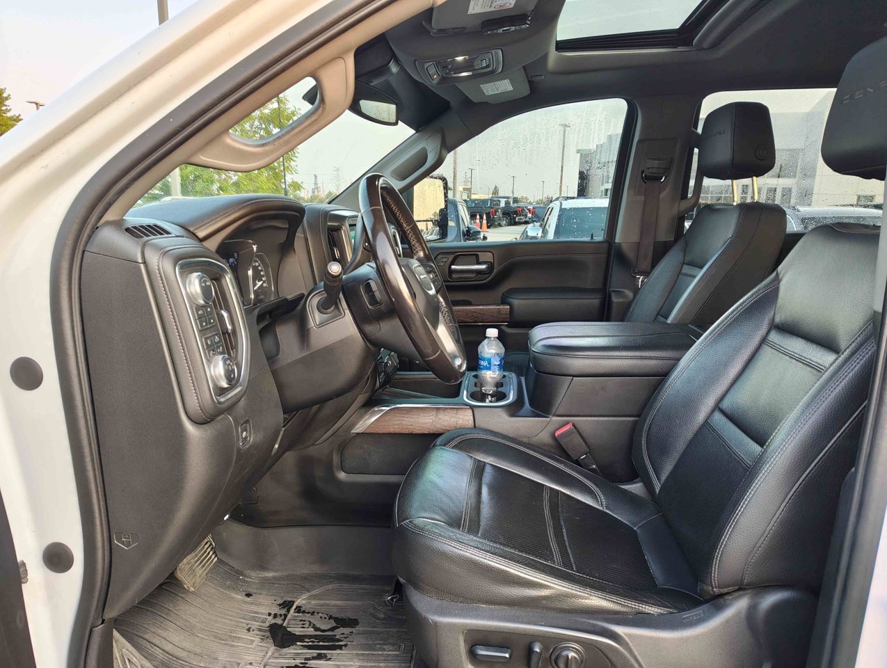 2023 GMC Sierra 3500HD 4WD Crew Cab 159 Denali White Sherwood Park - photo #7
