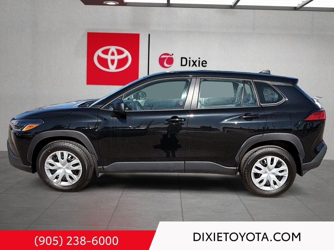 2024 Toyota Corolla Cross Heated Seats, Bluetooth Jet Black Mica Mississauga - photo #14