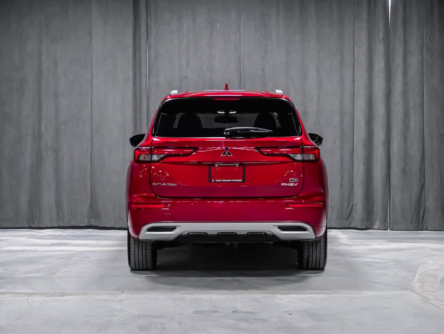 Mitsubishi Outlander PHEV GT SIÈGES EN CUIR SYSTÈME DE SON BOSE PREMIUM 2024 Rouge