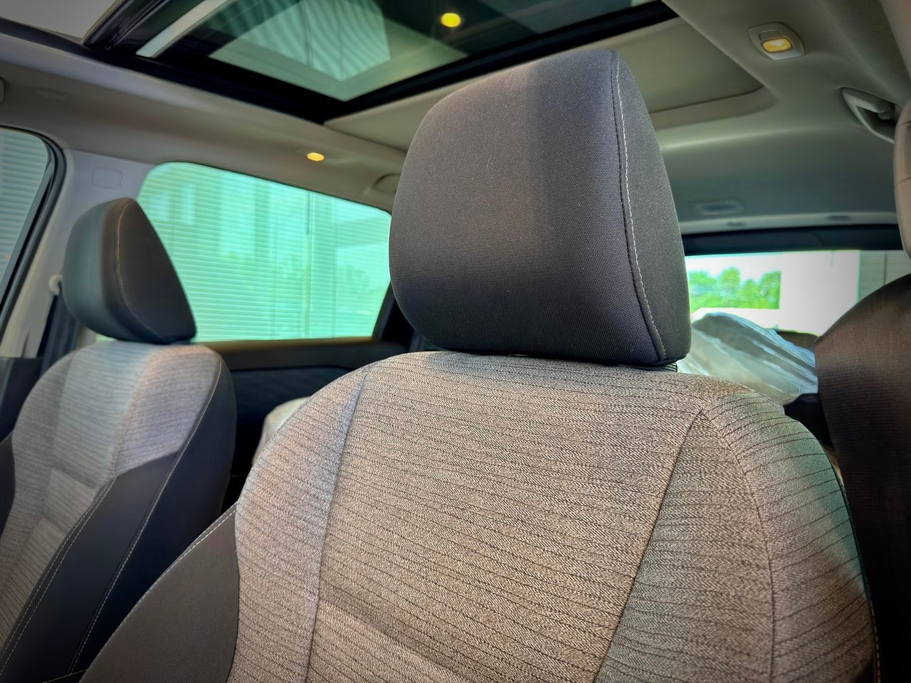2023 Nissan Rogue Black Notre-Dame-des-Prairies - photo #15