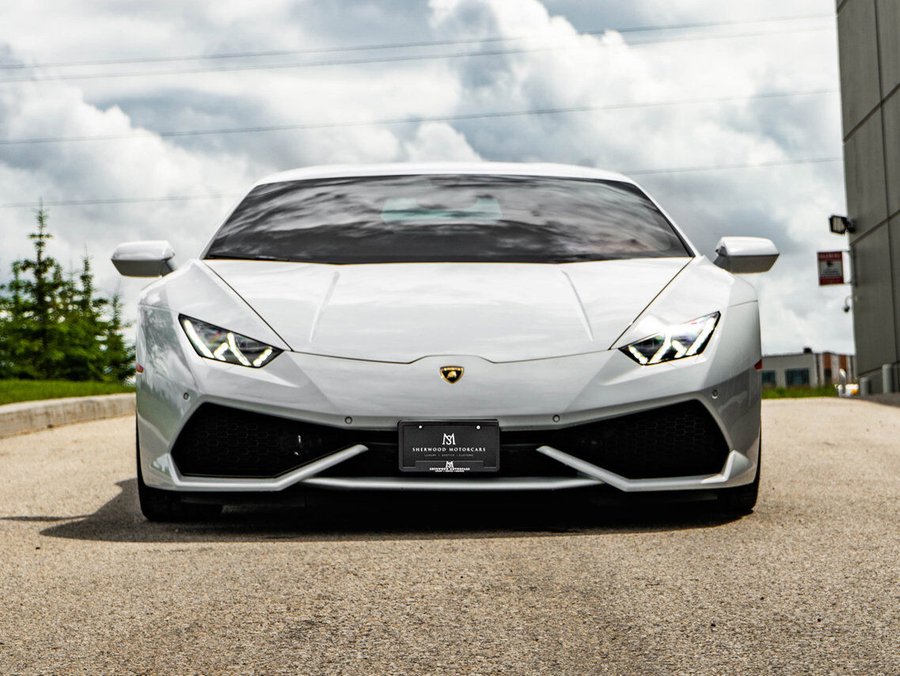 2015 Lamborghini Huracan 2015 White