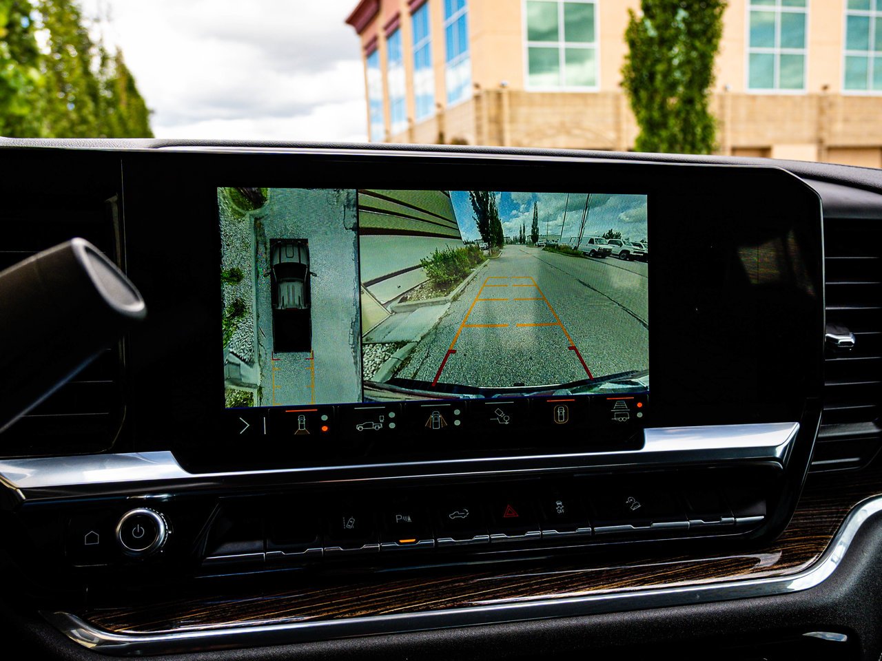 2024 GMC Sierra 2500HD 4WD Double Cab 149 SLE Red Sherwood Park - photo #24
