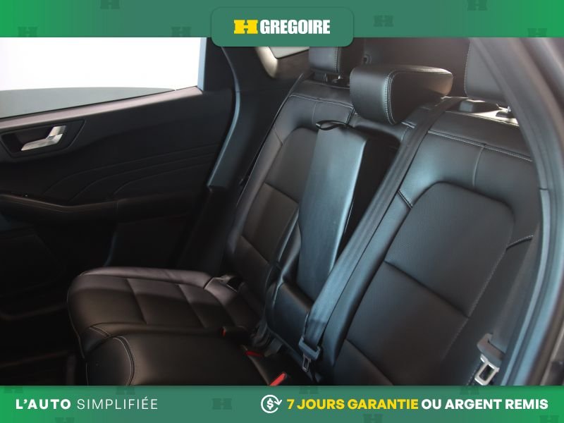 2022 Ford Escape Grey Laval - photo #22