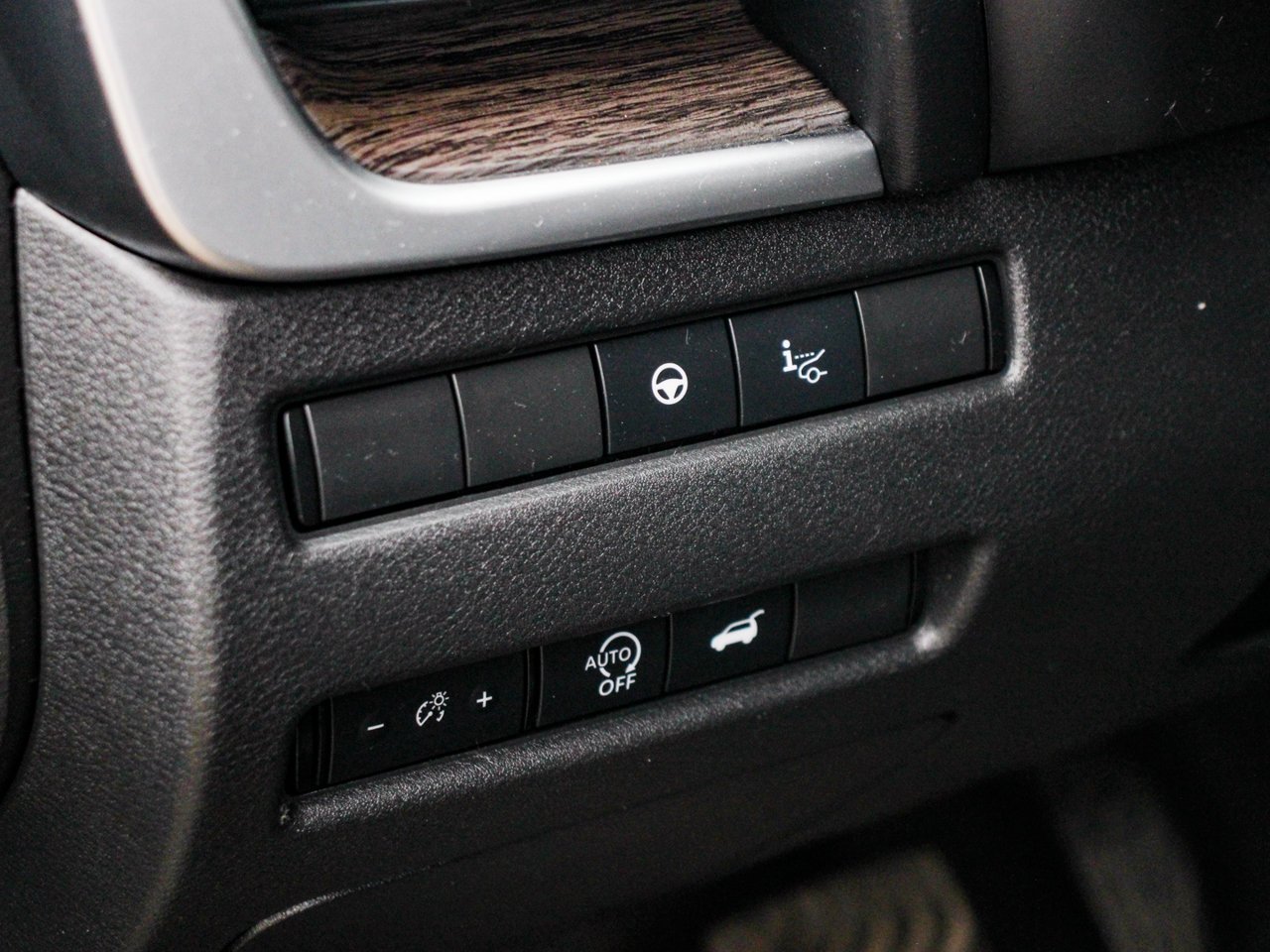 2024 Nissan Rogue AWD Platinum Black Sherwood Park - photo #17