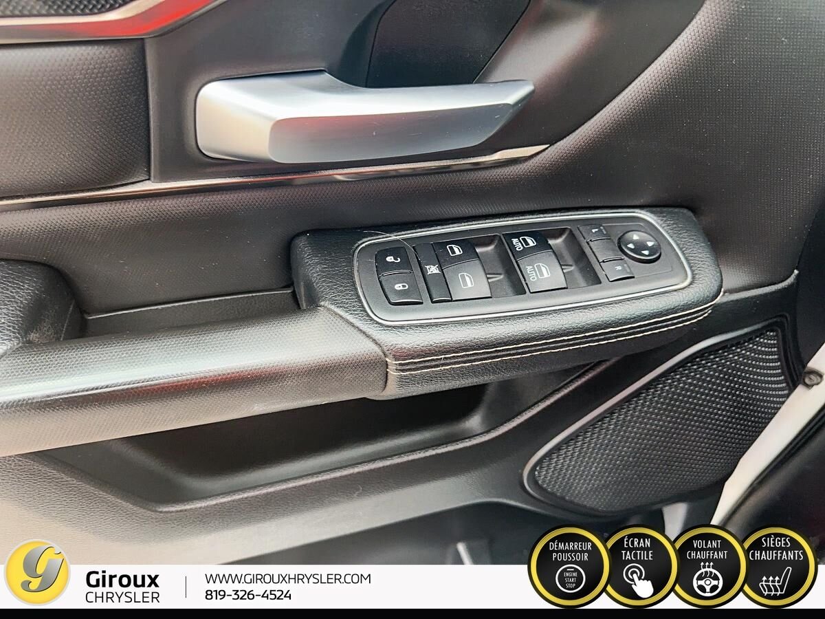 2019 RAM 1500 White Sainte-Agathe-des-Monts - photo #12