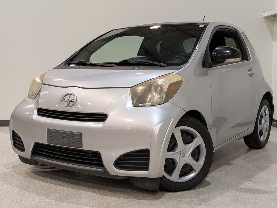 Scion iQ 2012 2012 Argent