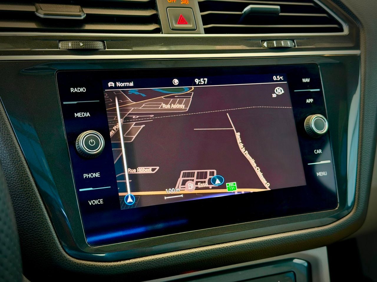 2024 Volkswagen Tiguan Blue Notre-Dame-des-Prairies - photo #33