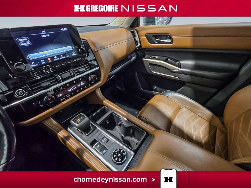 2024 Nissan Pathfinder Green Laval - photo #22
