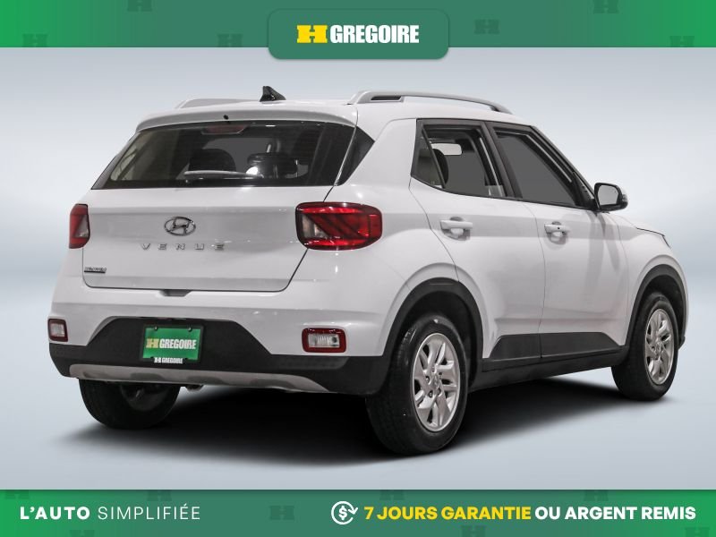 Hyundai Venue 821177 | Preferred AUTO A/C GR ELECT MAGS CAM RECUL BLEUTOO 2022 Blanc Laval - photo #8