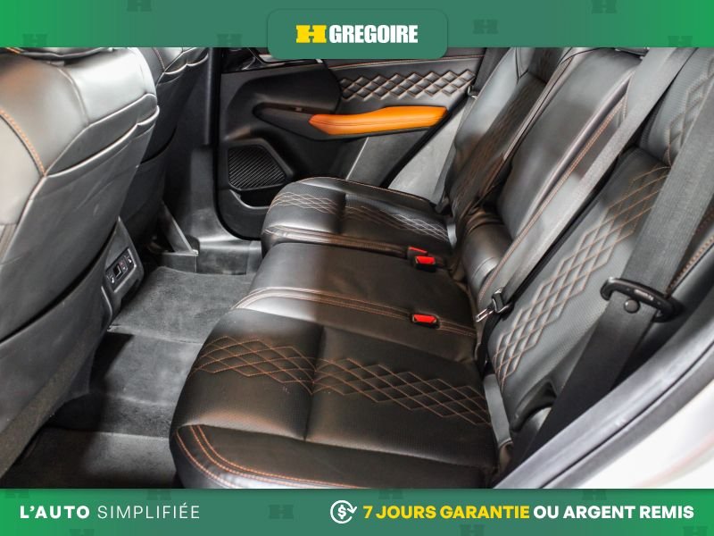 2023 Mitsubishi Outlander Silver Blainville - photo #17