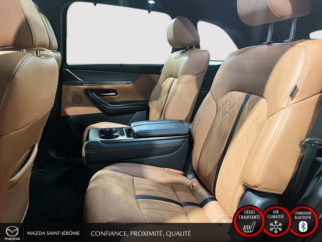 2024 Mazda CX-90 hybride léger Signature | TOIT PANORAMIQUE | AWD | CUIR | SIEGES CAPITAINES | Grey Saint-Jérôme - photo #22