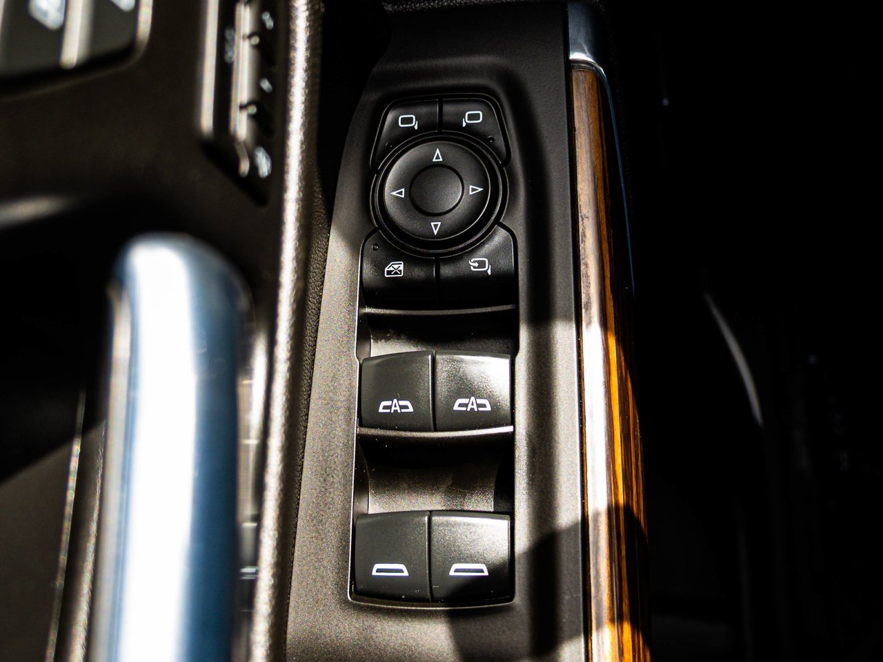 2021 Chevrolet Silverado 1500 4WD Crew Cab 147 High Country Black Sherwood Park - photo #17
