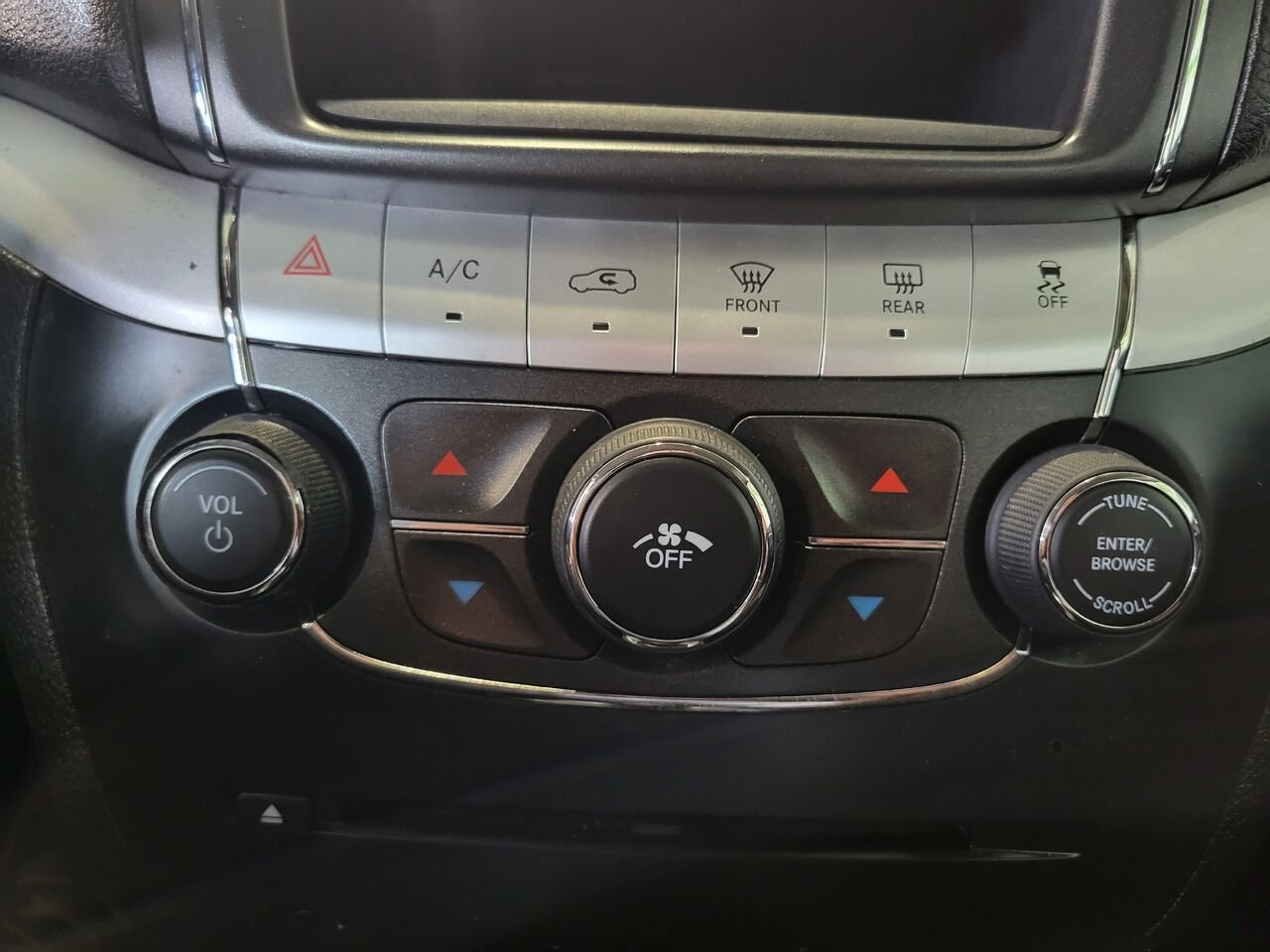 2015 Dodge Journey Black  - photo #22