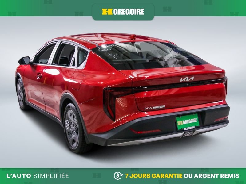 2025 Kia K4 2025 Red