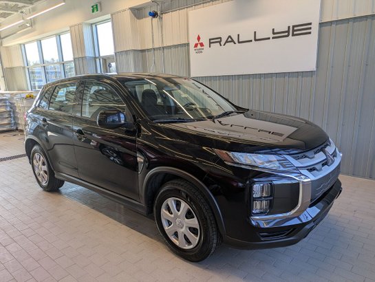 2024 Mitsubishi RVR ES AWC Black