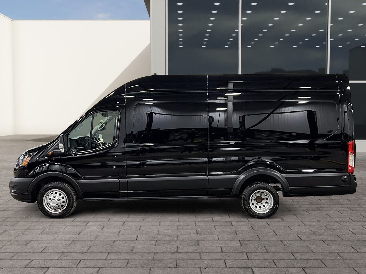 2025 Ford Transit fourgon utilitaire Black Québec - photo #4