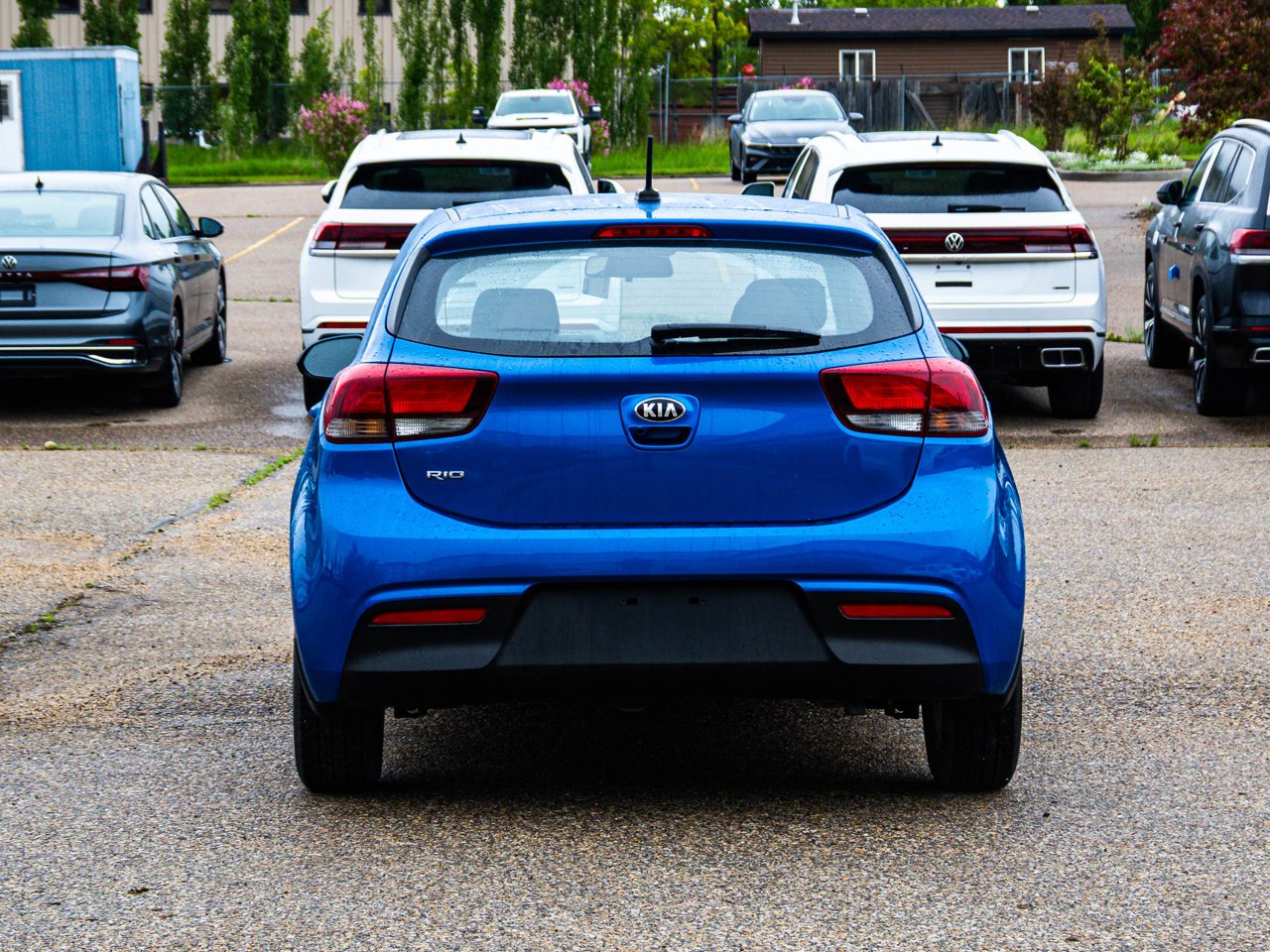 2021 Kia Rio 5-door LX+ IVT Blue Sherwood Park - photo #11