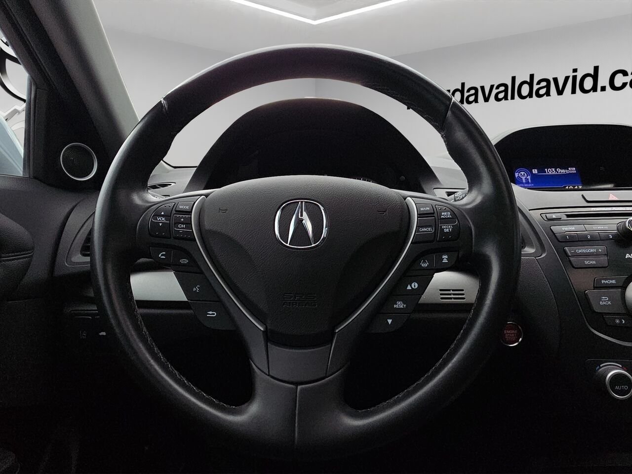 Acura RDX Traction intégrale, 4 portes, toit ouvrant, commande audio au volant, bluetooth 2016 Argent Val-David - photo #8