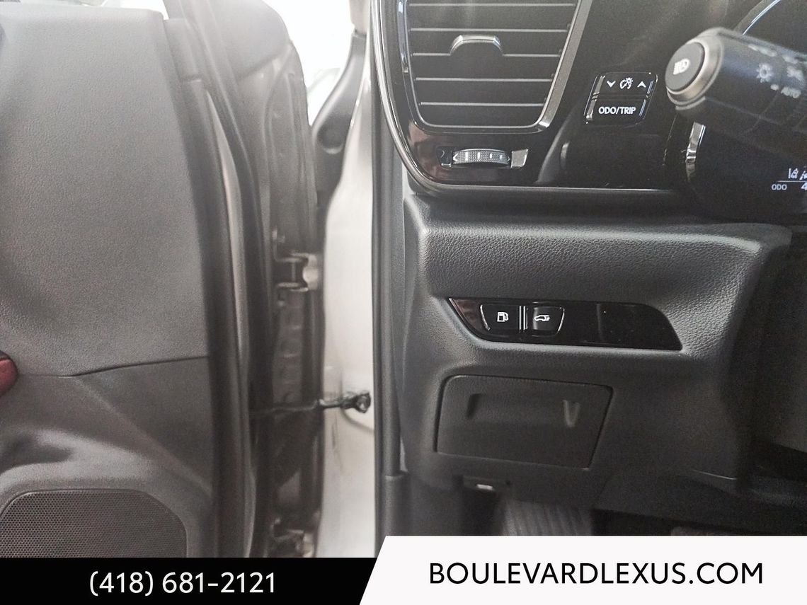 Lexus NX 19404A 2024 Argent Québec - photo #27