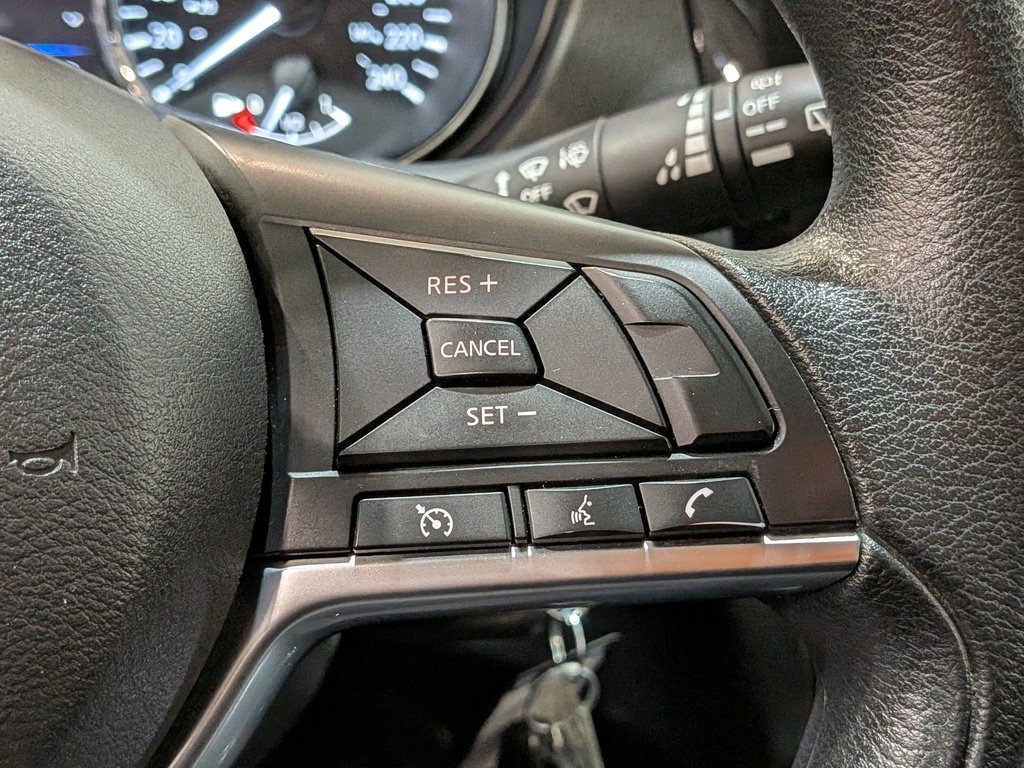 Nissan Qashqai FWD S Manual 2019 Blanc Val-David - photo #14