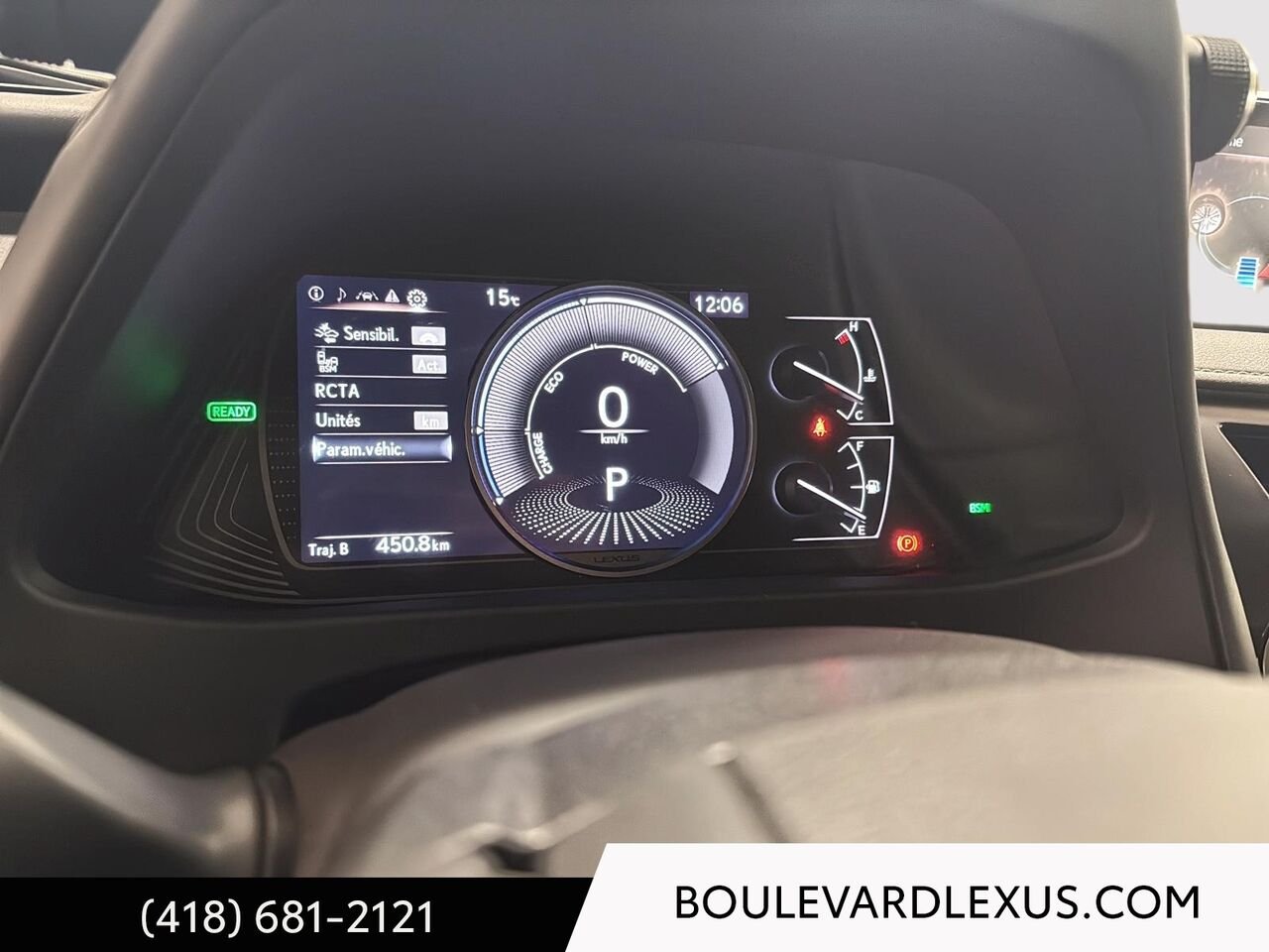 2020 Lexus UX Orange Quebec - photo #13