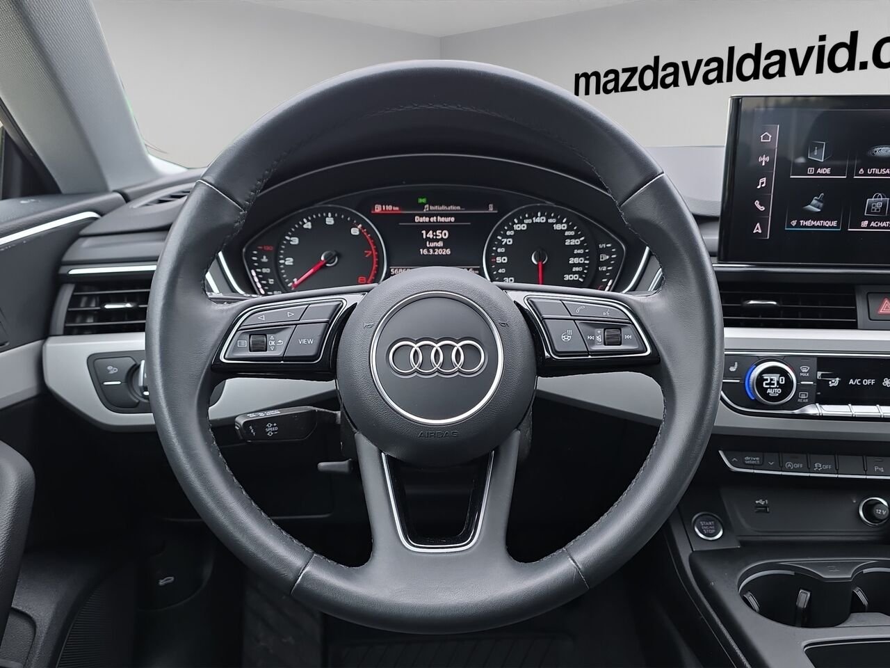 Audi A5 Sportback A5 45 2.0T Sportback Komfort Quattro, Jamais accidenté, Sièges à fonction mémoire, Volant 2023 Noir Val-David - photo #8