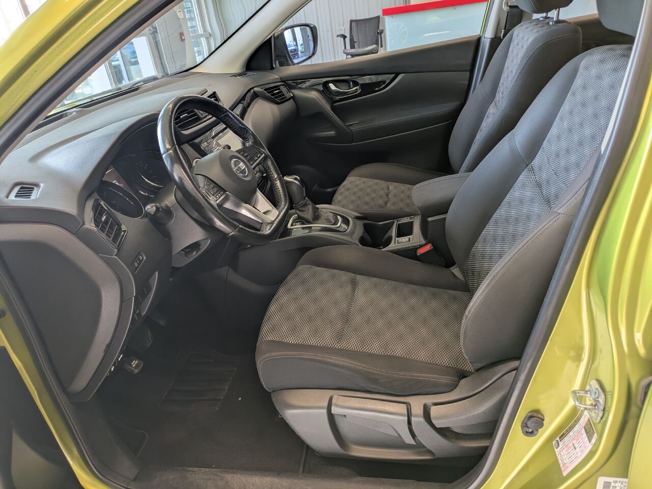 Nissan Qashqai 2017 Vert Gatineau - photo #12