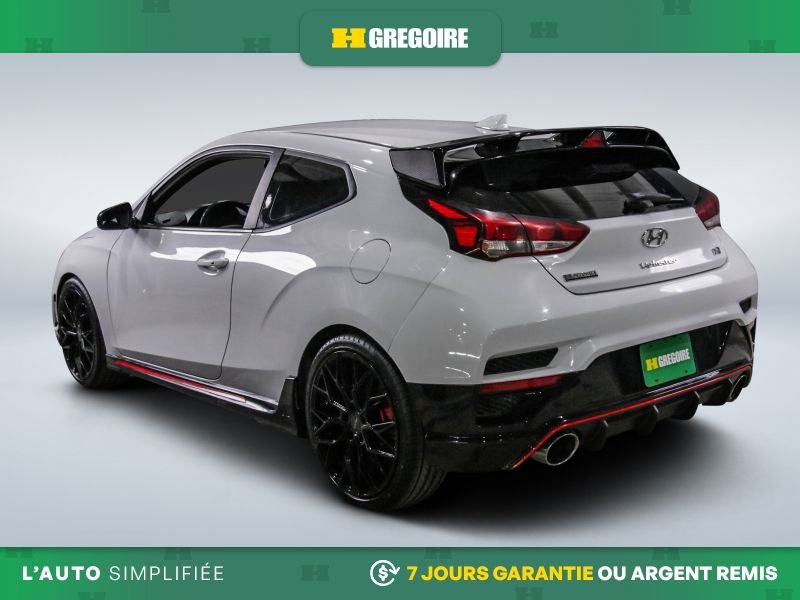 2019 Hyundai Veloster 2019 White