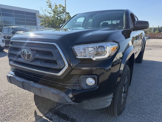 TOYOTA TACOMA DBL CAB SR5/TRD 2022 2022 Noir