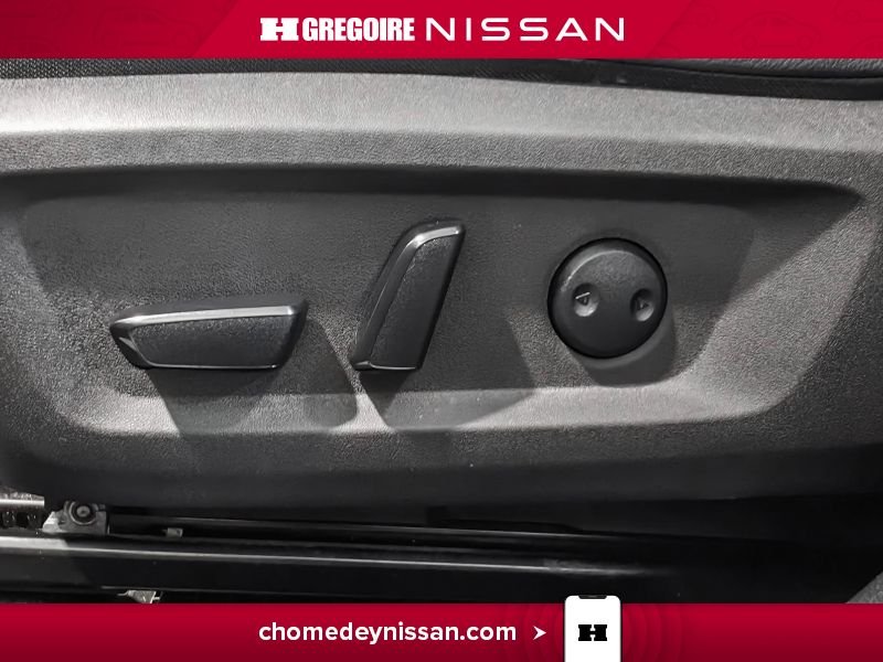 2023 Nissan Rogue Grey Laval - photo #16