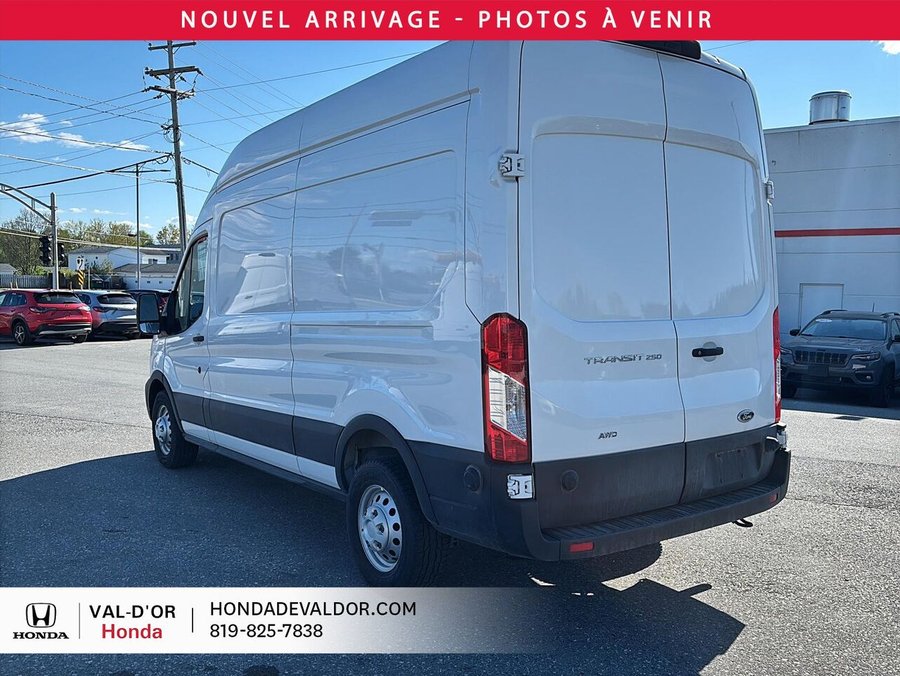 2025 Ford Transit fourgon utilitaire 2025 White