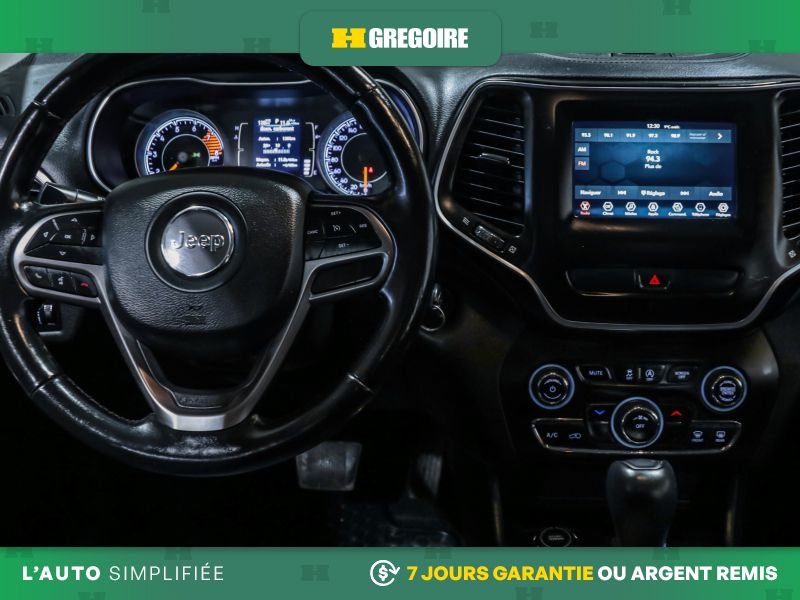 Jeep Cherokee 726692 | SPORT 4WD V6 MAGS ATTACHE REMORQUE 2021 Blanc Laval - photo #16