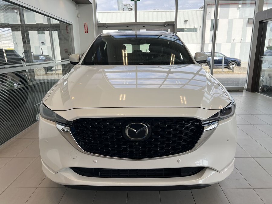 2022 Mazda CX-5 2022 White