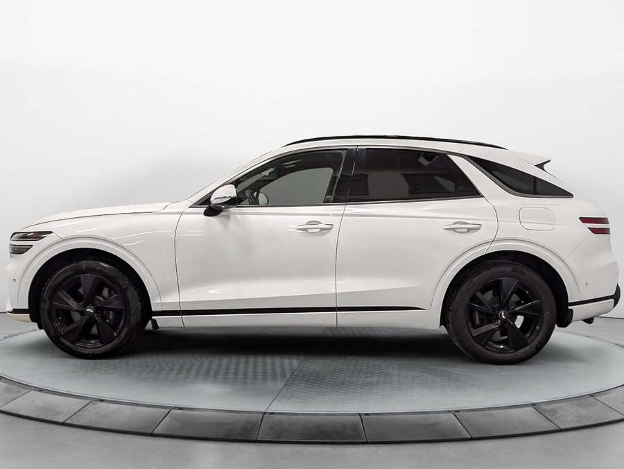 Genesis GV70 AWD Prestige Toit Pano Volant Chauffant 2023 Blanc